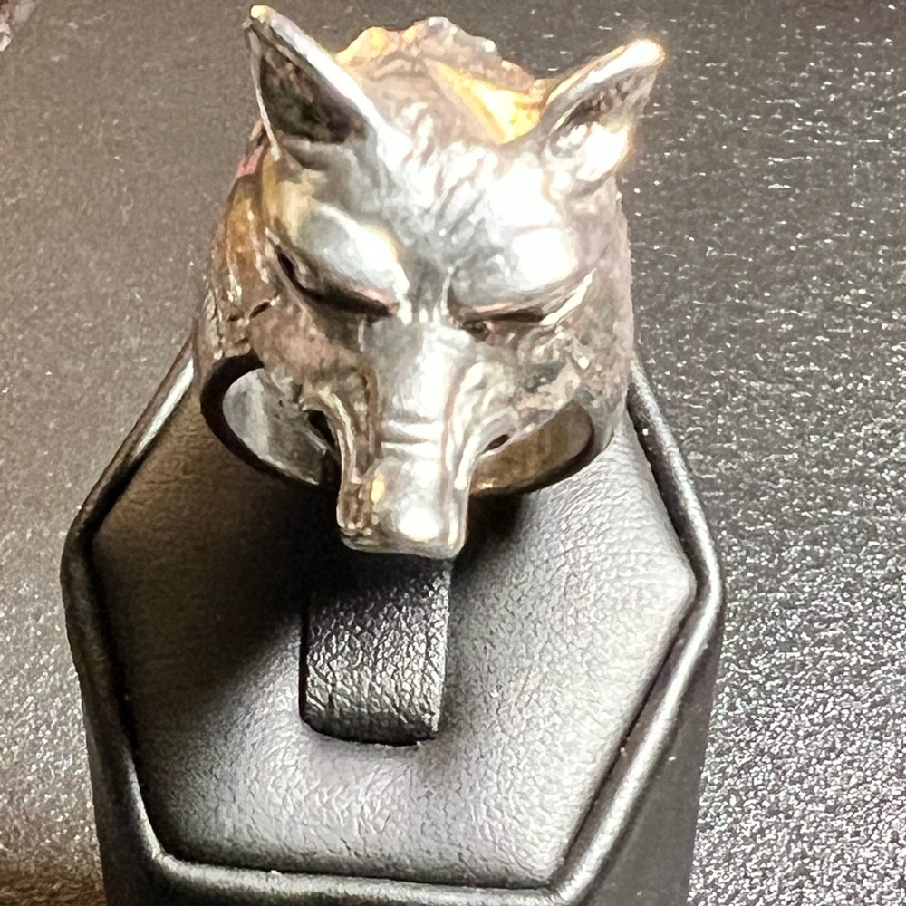 Sterling Silver Wolf Ring - image 3